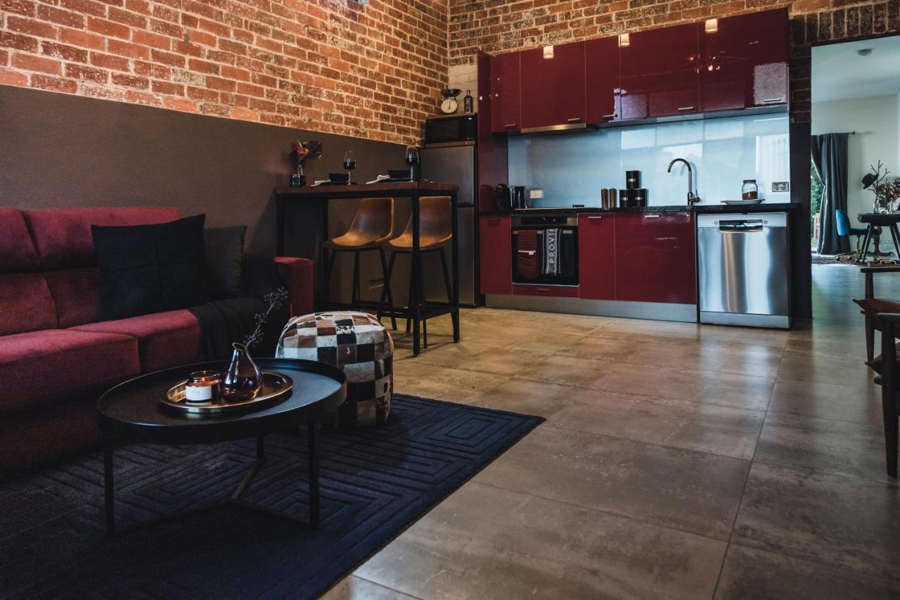 The Cash Butcher - Classy & Centrally Located 巴拉兰特 外观 照片